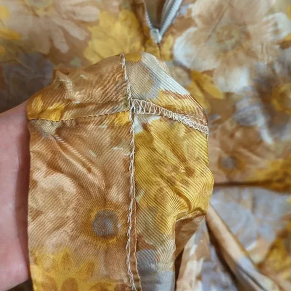 1960's Hippie Flower Dress - Picture 10 of 14